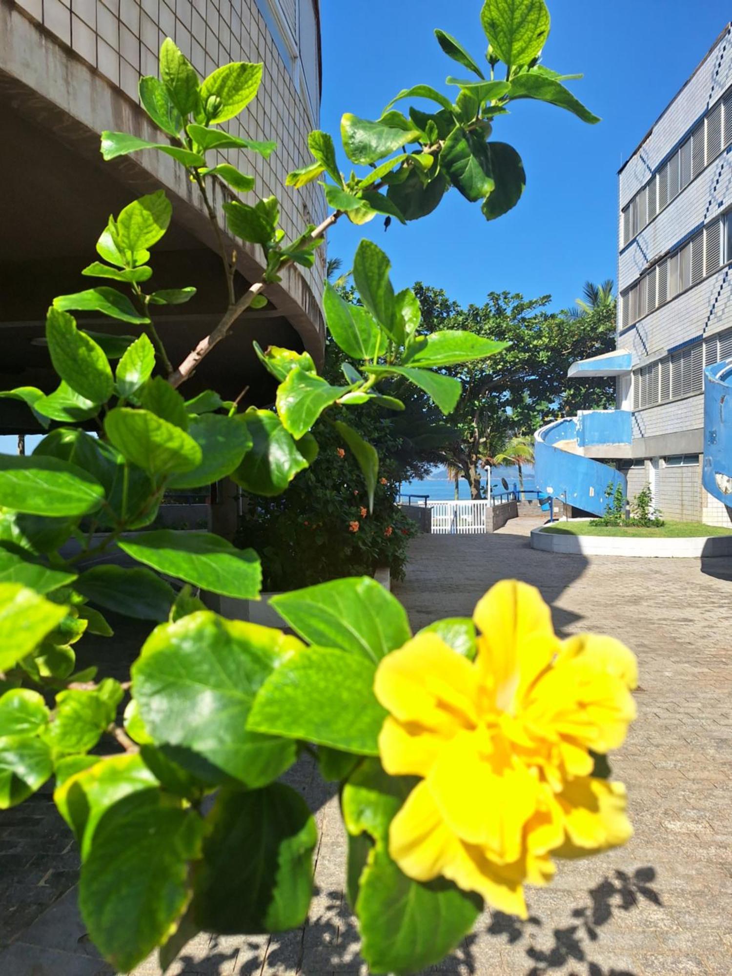 Duplex Pe Na Areia, Praia Do Tombo - Guaruja/Sp. Экстерьер фото