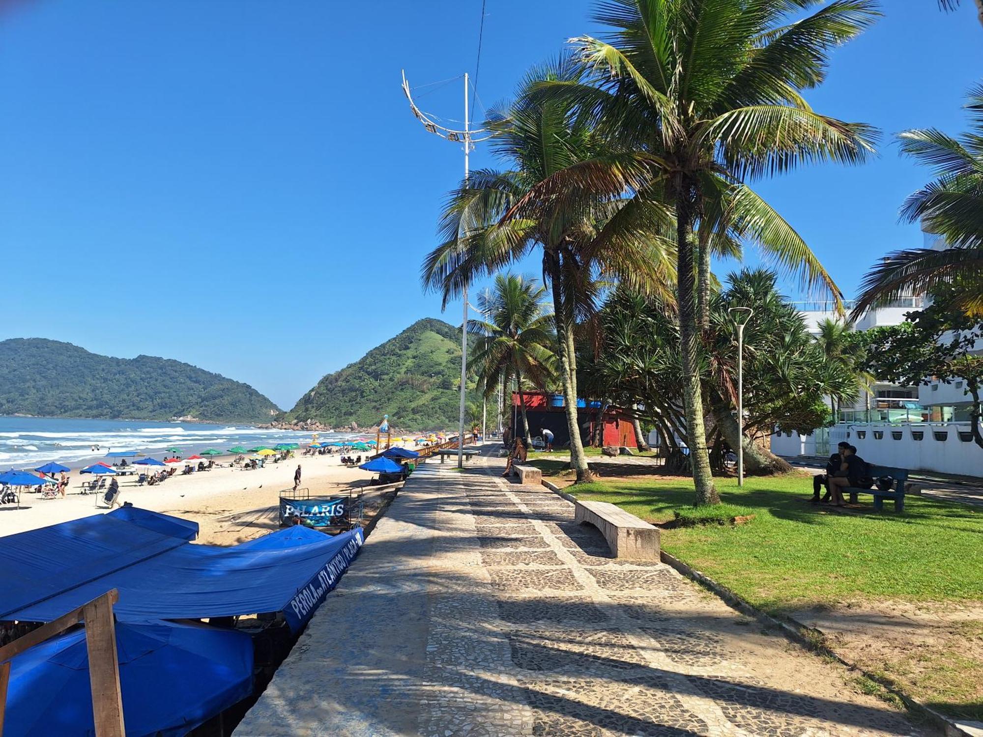 Duplex Pe Na Areia, Praia Do Tombo - Guaruja/Sp. Экстерьер фото